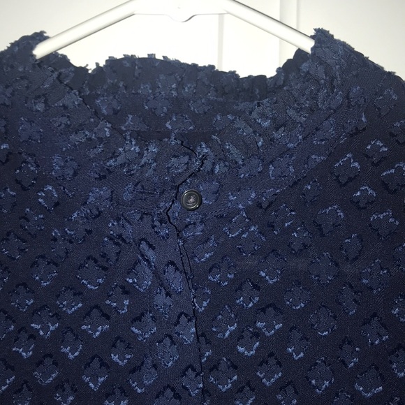Navy Blue Textured Blouse - Picture 3 of 4